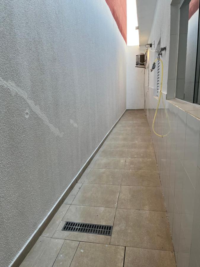 Casa Compacta Com Piscina Villa Гуаружа Екстериор снимка