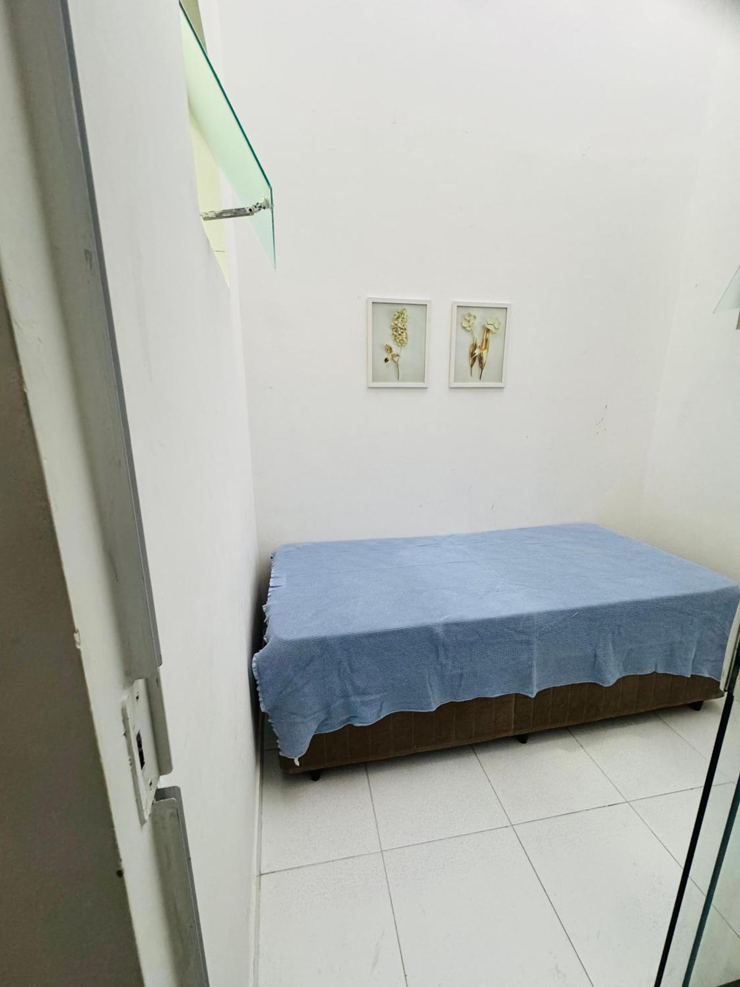 Casa Compacta Com Piscina Villa Гуаружа Екстериор снимка