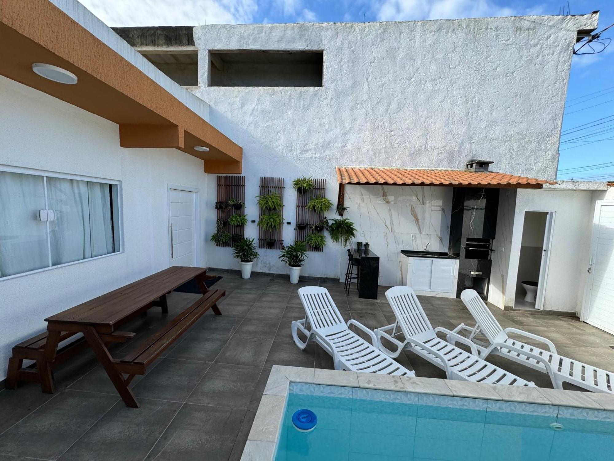 Casa Compacta Com Piscina Villa Гуаружа Екстериор снимка
